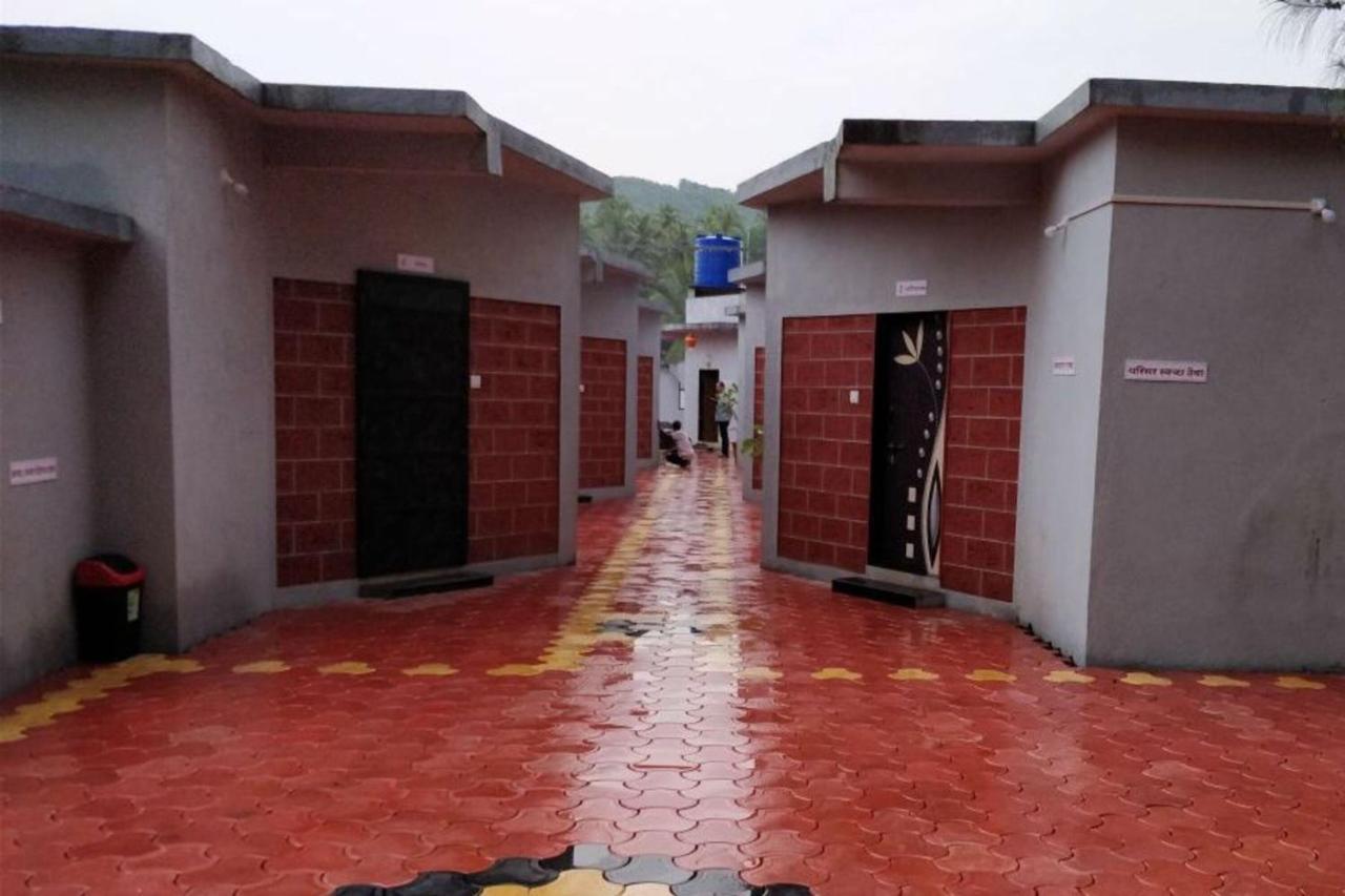 Suma Beach Resort Dāpoli Buitenkant foto