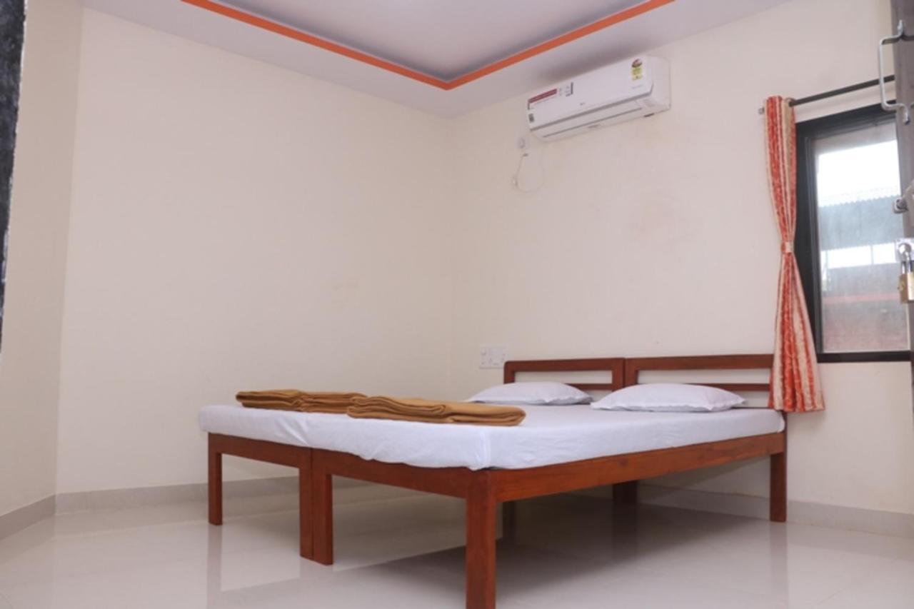 Suma Beach Resort Dāpoli Buitenkant foto